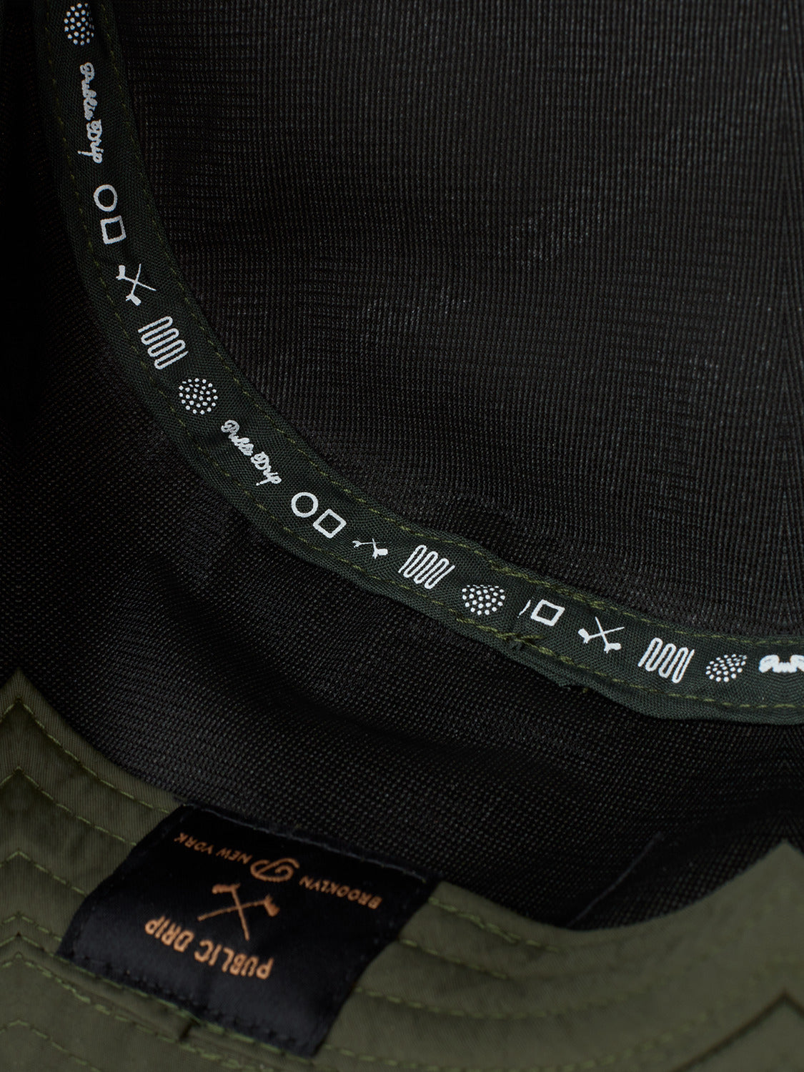 "P" Script Nylon Bucket Hat (Pine Grove)