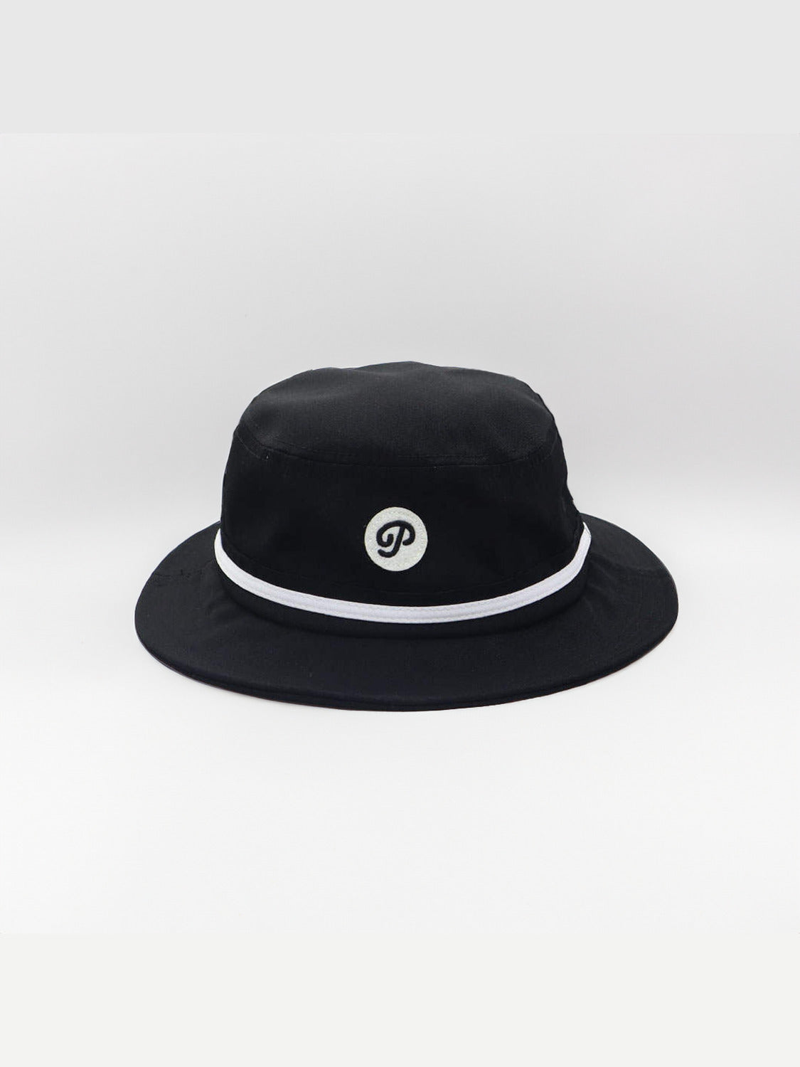 "P" Script Applique Bucket(Black)