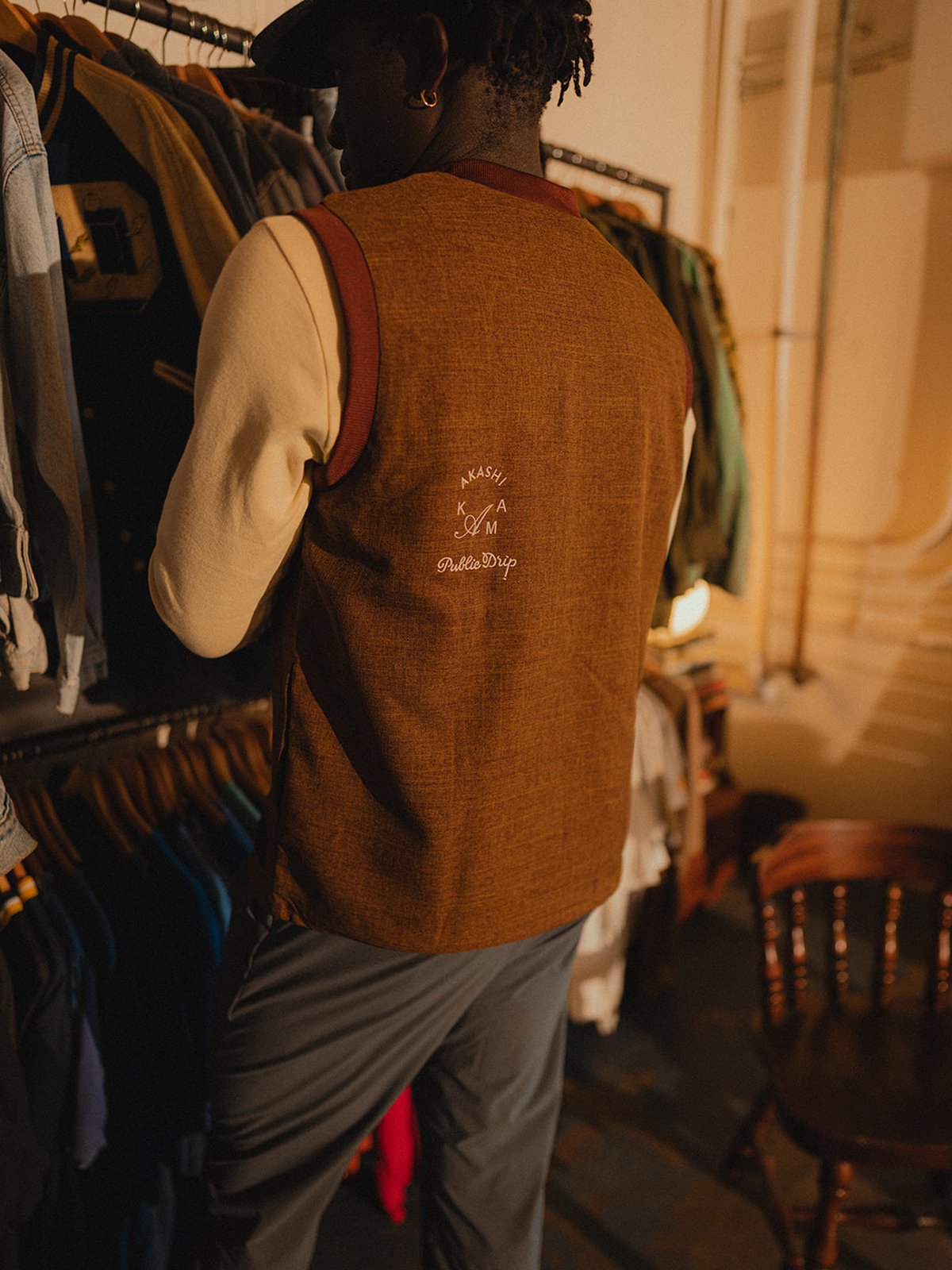 AKASHI-KAMA x Swing Vest (Sharkskin)