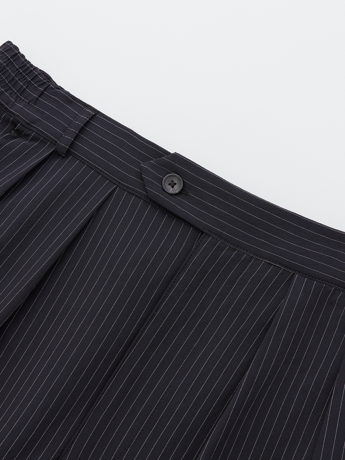 Anywhere Pleated Pants (Pinstripe)